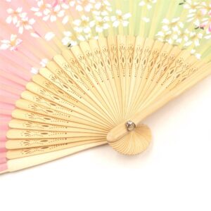 hand-fans-24012503